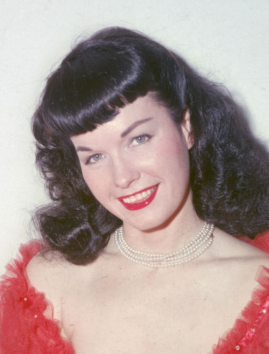 How tall is Bettie Page?